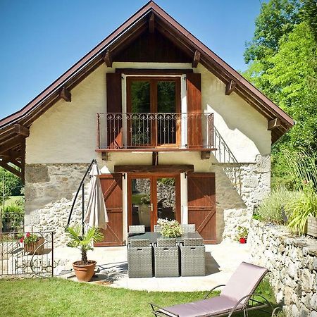 Chambres D'Hotes Des Lodges De La Cascade Yenne Ngoại thất bức ảnh