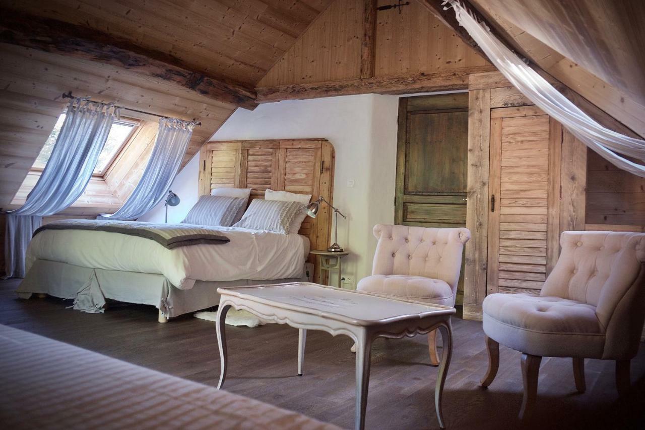 Chambres D'Hotes Des Lodges De La Cascade Yenne Ngoại thất bức ảnh