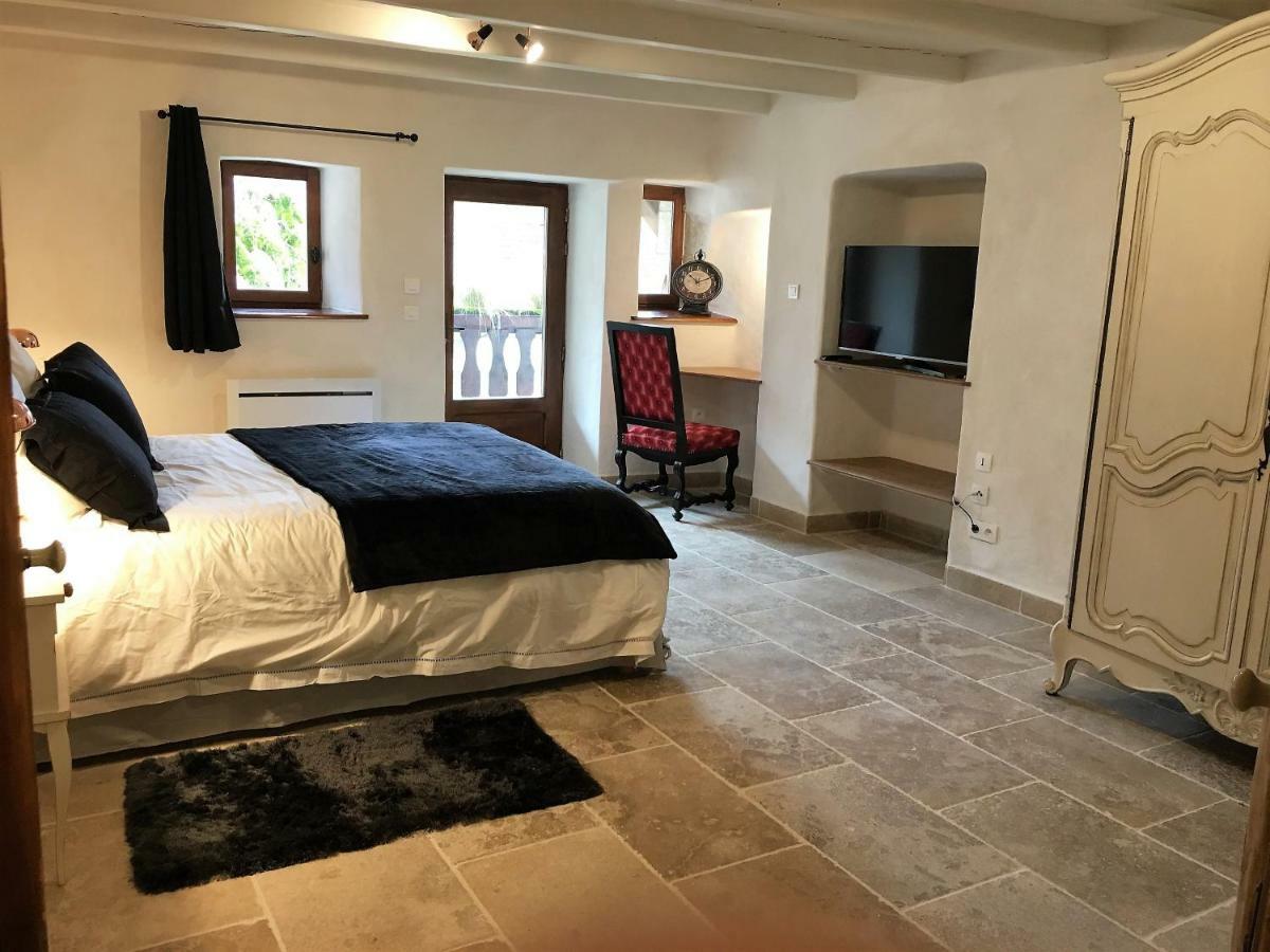 Chambres D'Hotes Des Lodges De La Cascade Yenne Ngoại thất bức ảnh