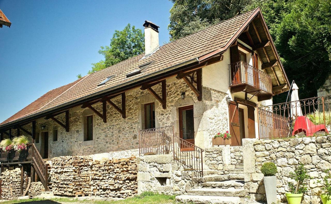 Chambres D'Hotes Des Lodges De La Cascade Yenne Ngoại thất bức ảnh