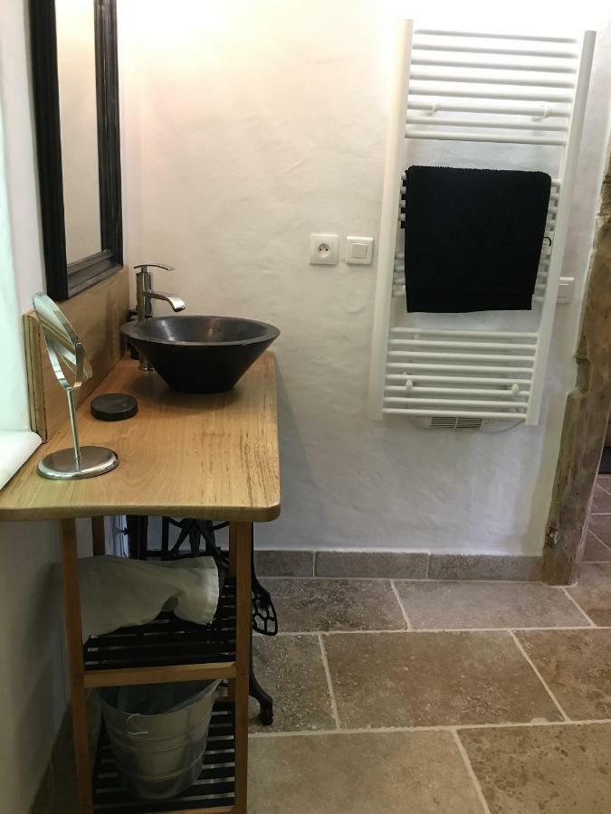 Chambres D'Hotes Des Lodges De La Cascade Yenne Ngoại thất bức ảnh