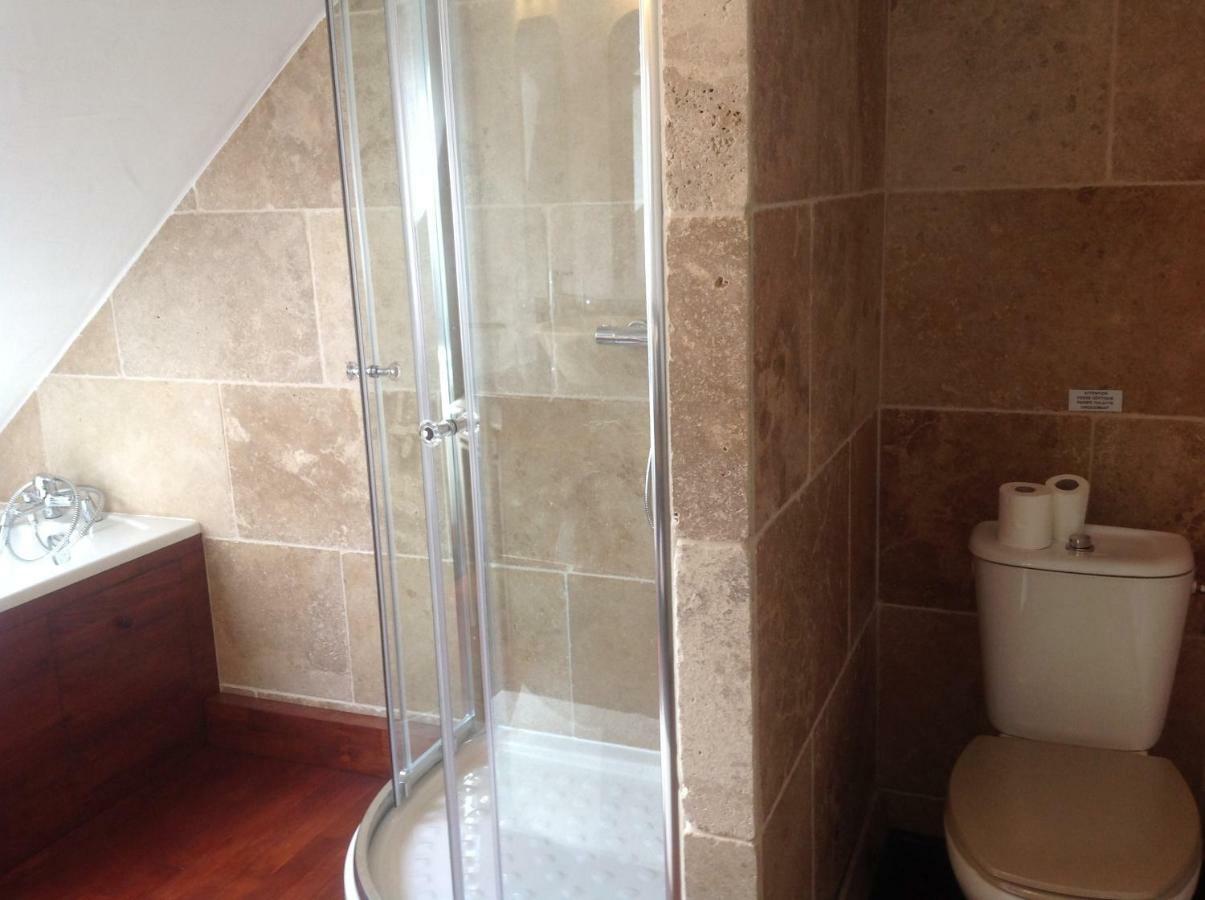 Chambres D'Hotes Des Lodges De La Cascade Yenne Ngoại thất bức ảnh